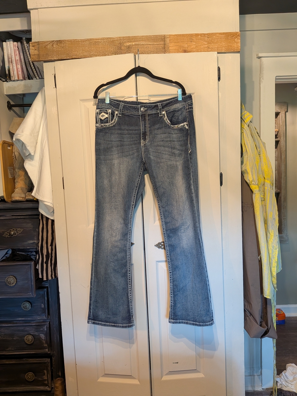 Grace in LA Medium Wash Blue Flared Jeans with Embroidered Pockets